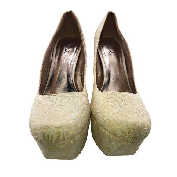 NEW Qupid Womens Embroidered Off White Platform Lace Lucite Chunky Heels 10 - Picture 2 of 9